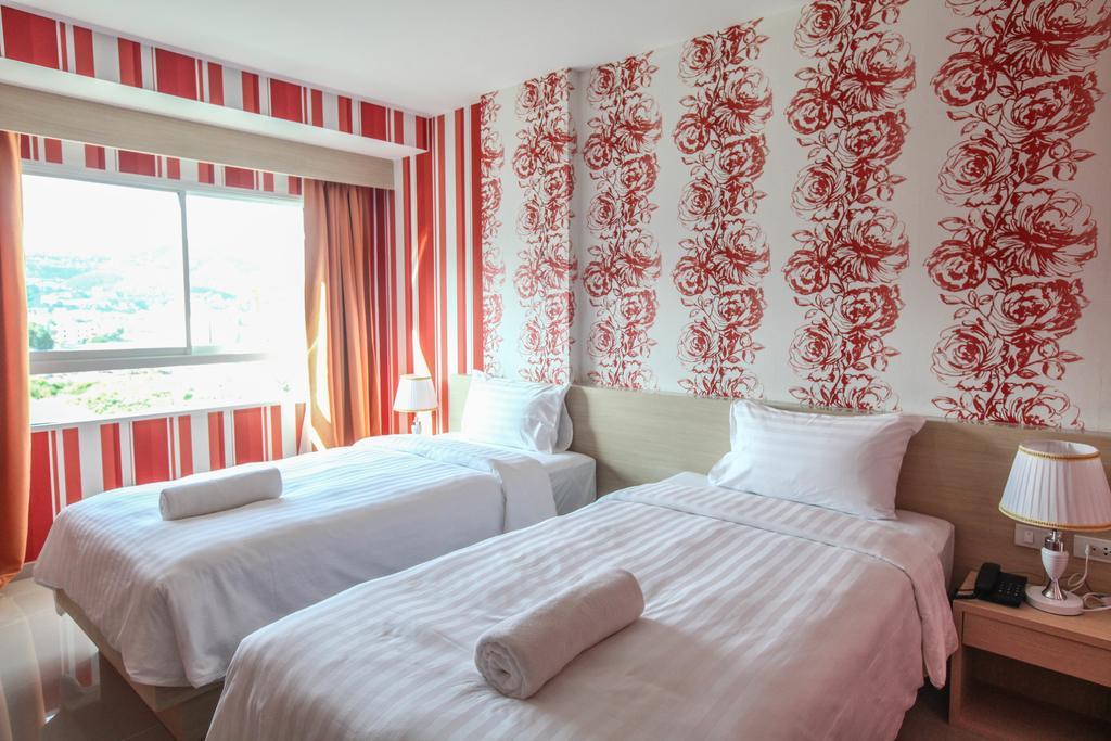 Ocean And Ole Patong Hotel Rom bilde
